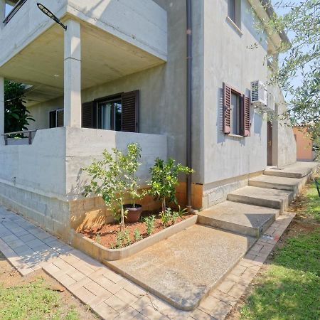 Apartment Laganis Plovanija 外观 照片