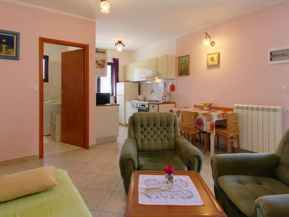 Apartment Laganis Plovanija 外观 照片