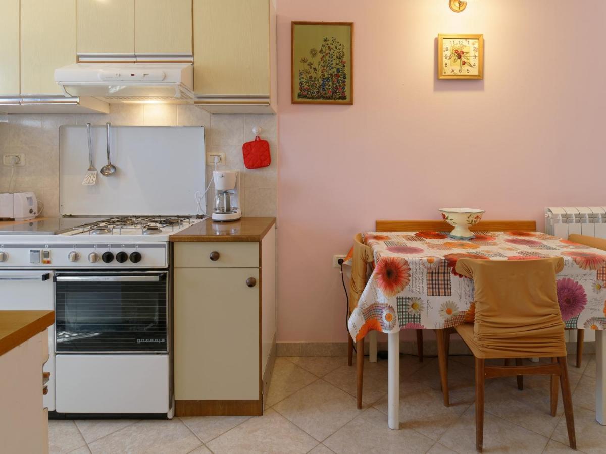 Apartment Laganis Plovanija 外观 照片